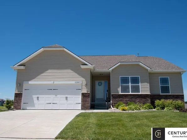 12960 S 51st St, Papillion, NE 68133