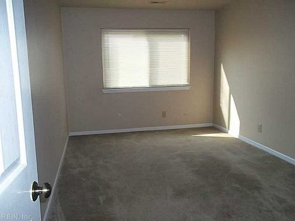 3rd image of 2308 Kleen St APT 106