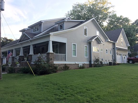 Corner lot with 2 driveways