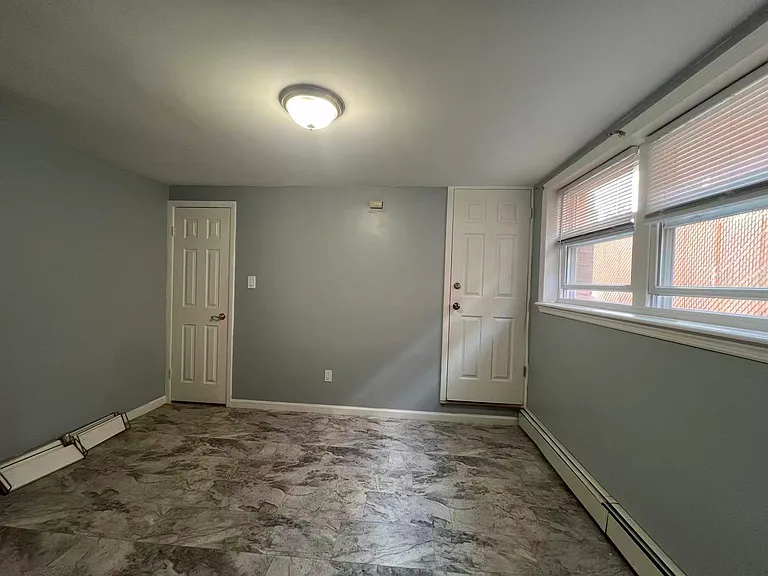 489 N Gannon Ave #1 — Photo 4
