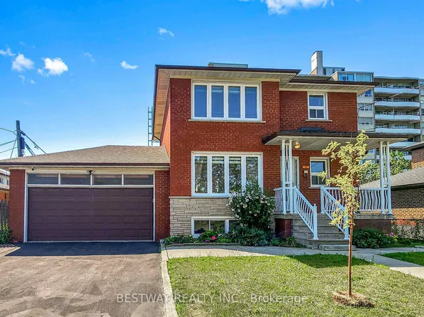 37 Victory Dr, Toronto, ON M3M 2J5