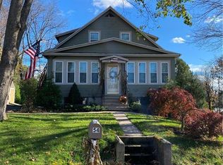 54 Sulyma St, Cumberland, RI 02864