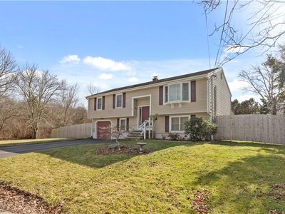 44 Elmwood Dr, Bristol, RI, 02809