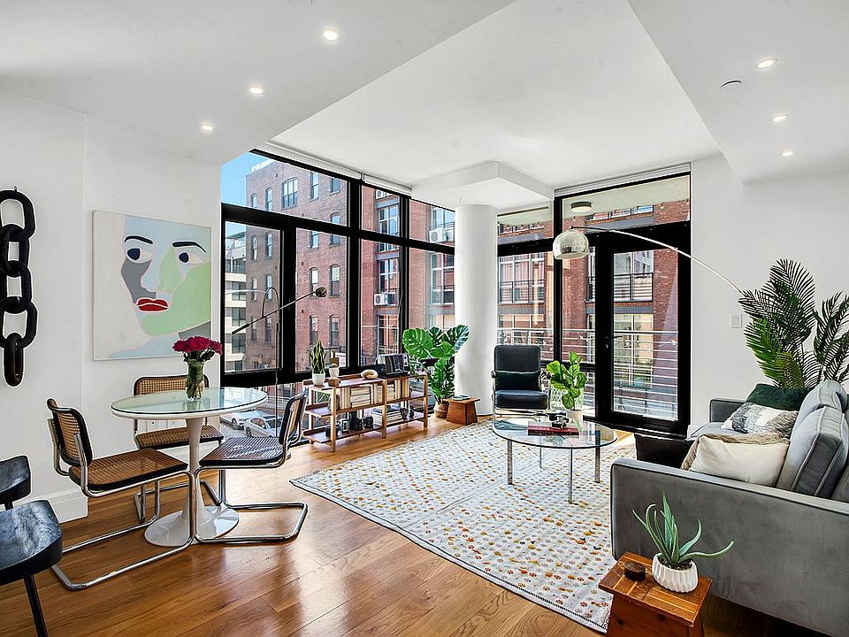 1st image of 47 Bridge St APT 3D