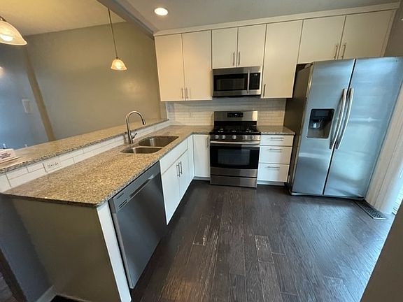 3rd image of 7304 Battery Park Blvd