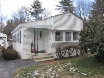 4 1st Ave, Merrimac, MA, 01860
