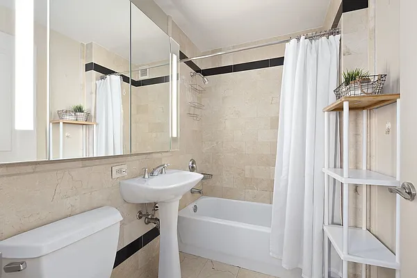 Rented by Compass | media 11