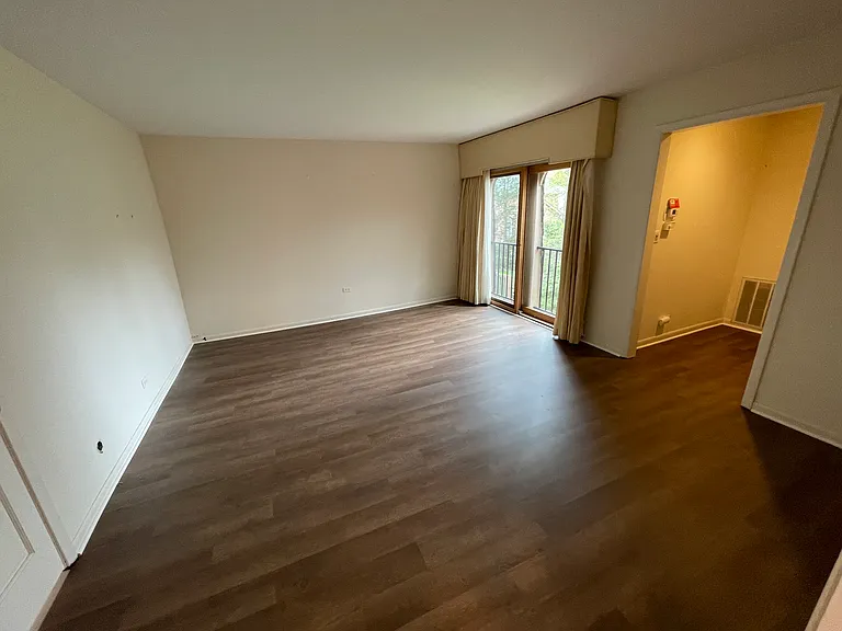 1119 Deerfield Rd — Photo 15