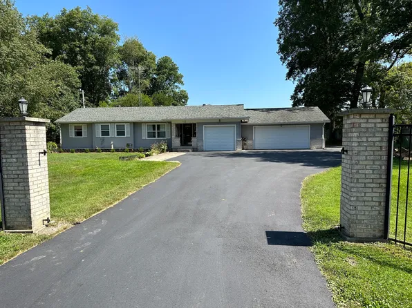 515 N Hickory St, Ladoga, IN 47954