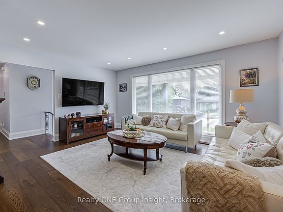 4th image of 150 Avondale Blvd