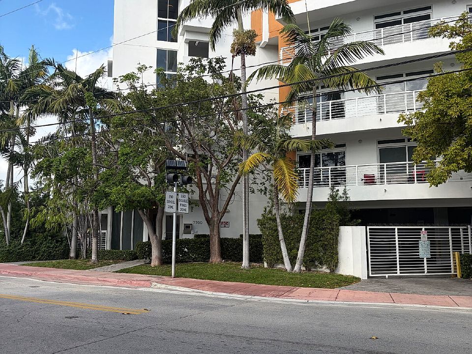 1st image of 7700 Tatum Waterway Dr #301