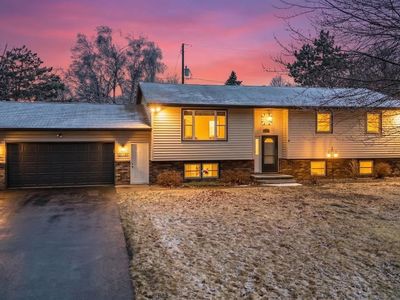 927 Orchard Dr, Seymour, WI, 54165