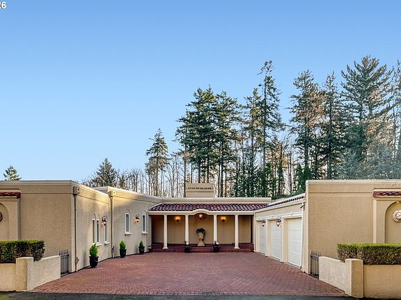 2nd image of 2338 SW 15th Ave