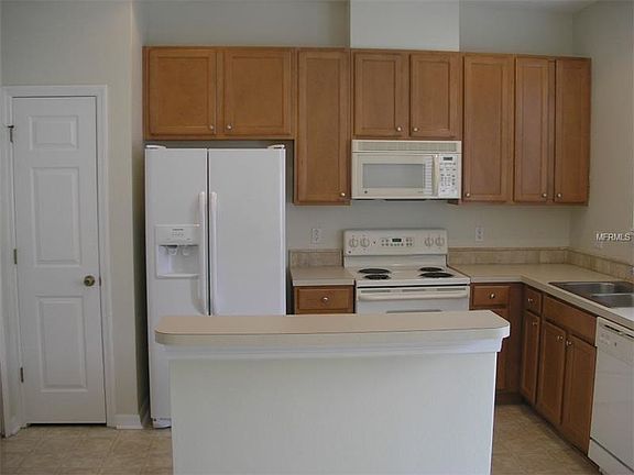 4th image of 12976 Langstaff Dr