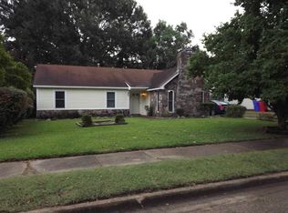 5862 Lake Port Dr, Millington, TN 38053