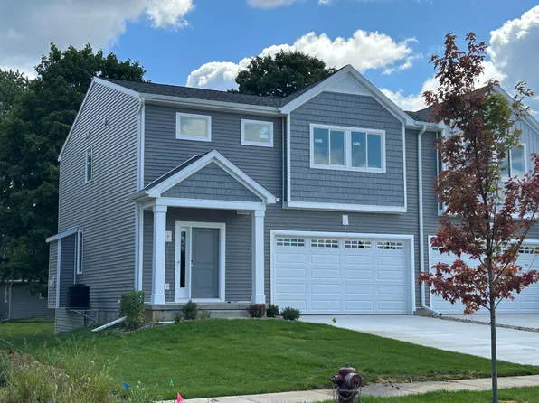 1031 Rebecca St #12, Marshall, MI 49068