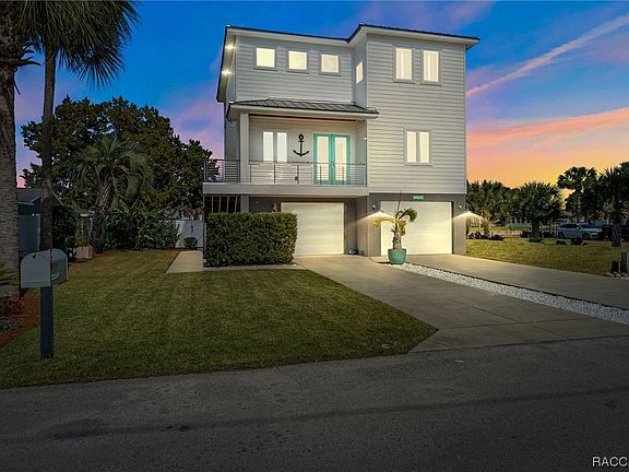 2nd image of 11725 W Sunnybrook Ct