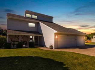 3805 Thorncrest Dr, Jackson, MI 49203