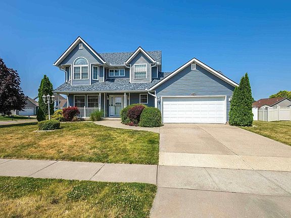 4th image of 1304 Eagles Crest Ave