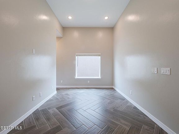 3rd image of 14853 Tierra Fortaleza Ave