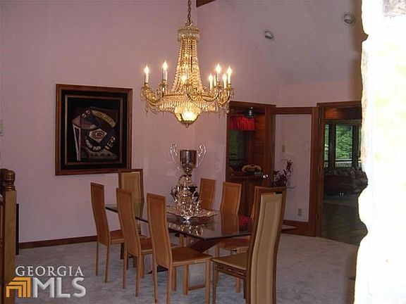 4th image of 130 Melanie Ln