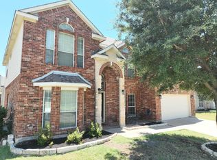 209 Autumnwood Dr, Mansfield, TX 76063