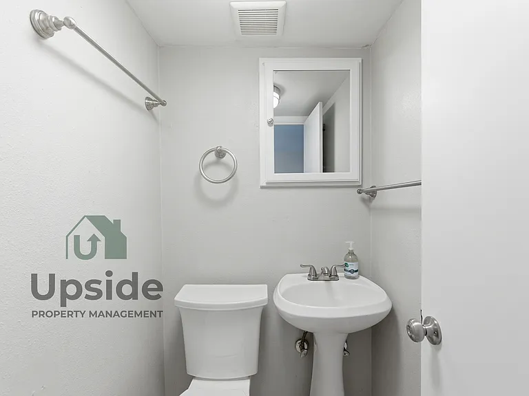 8719 E Valleyway Ave — Photo 19