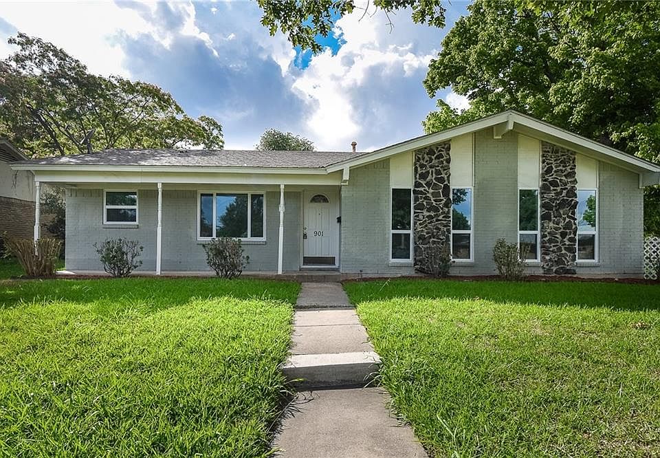 1st image of 901 Brookshire Cir