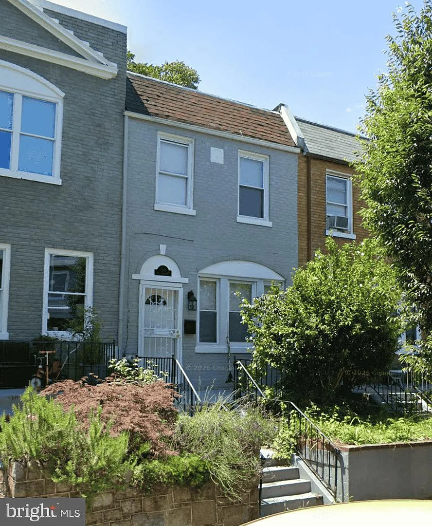 130 16th St NE photo 1