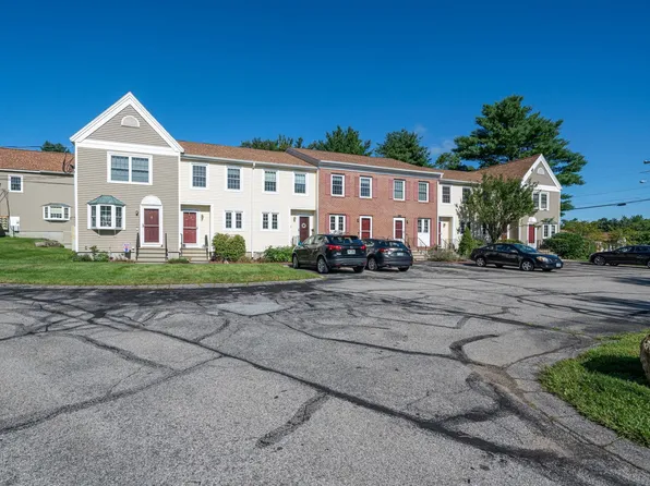 314 Fox Hollow Way, Manchester, NH 03104