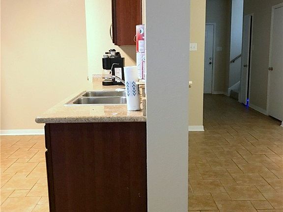 5th image of 4126 McFarland Dr