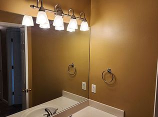 218 Hidden Valley Rd, Deatsville, AL 36022