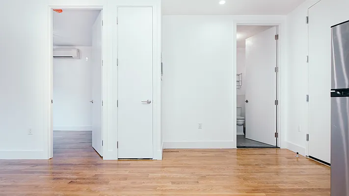 Rented by Nooklyn NYC LLC | media 16