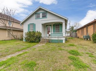 4524 Avenue Q 1/2, Galveston, TX 77551