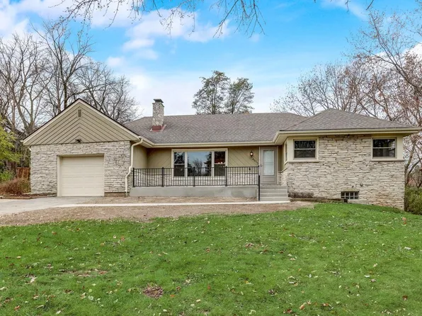 4615 South 110th STREET, Greenfield, WI 53228