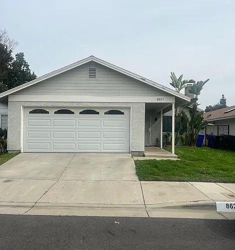 8621 Andover Pl Photo 1