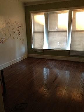 5th image of 7421 S Blackstone Ave #1