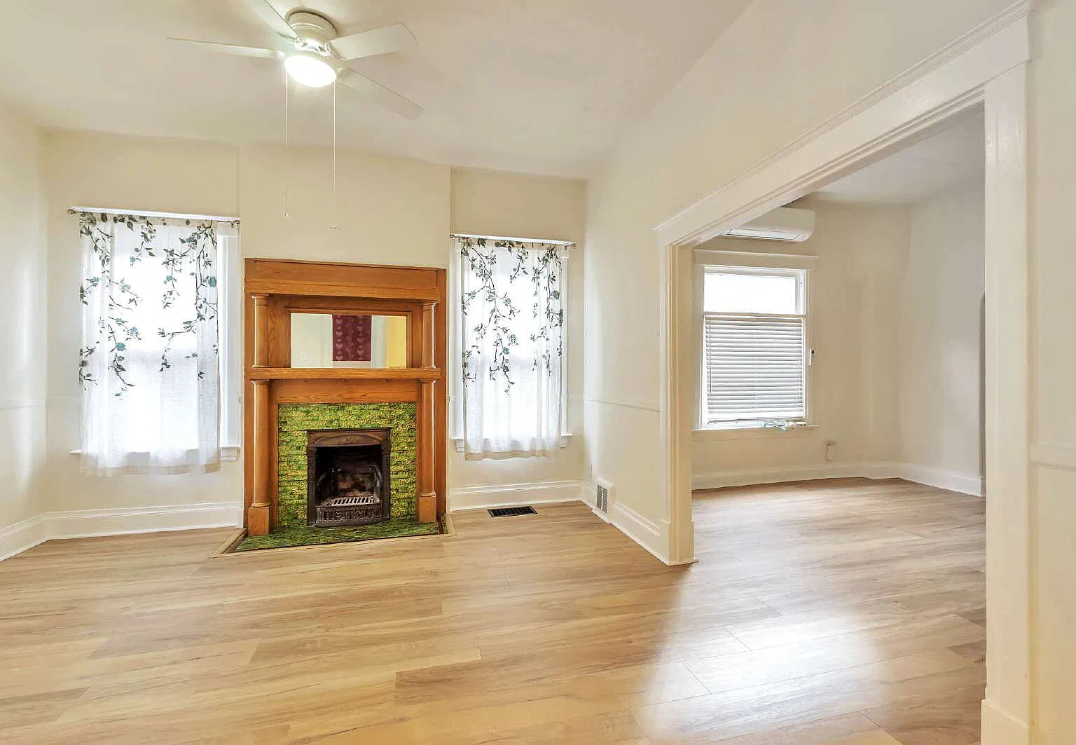 3 bed, 2.0 bath, $2,500 — Photo 4