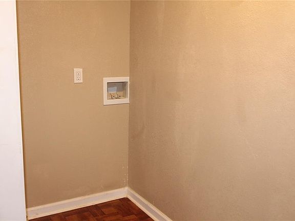 5th image of 632 SW 25th St APT B