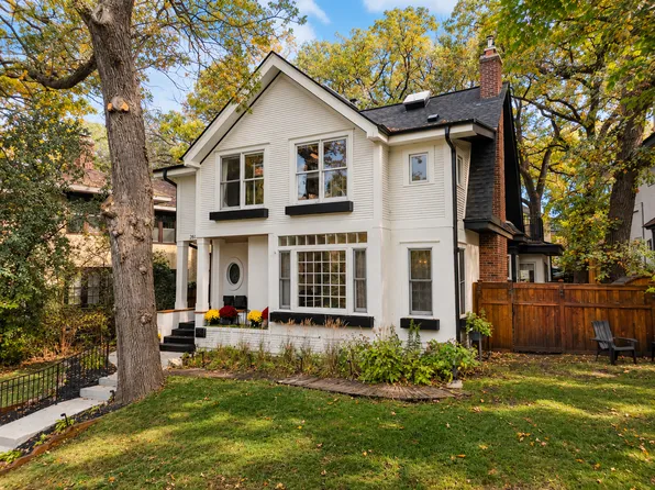 2510 W 22nd St, Minneapolis, MN 55405