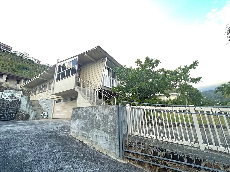 320 Hao St — Photo 2