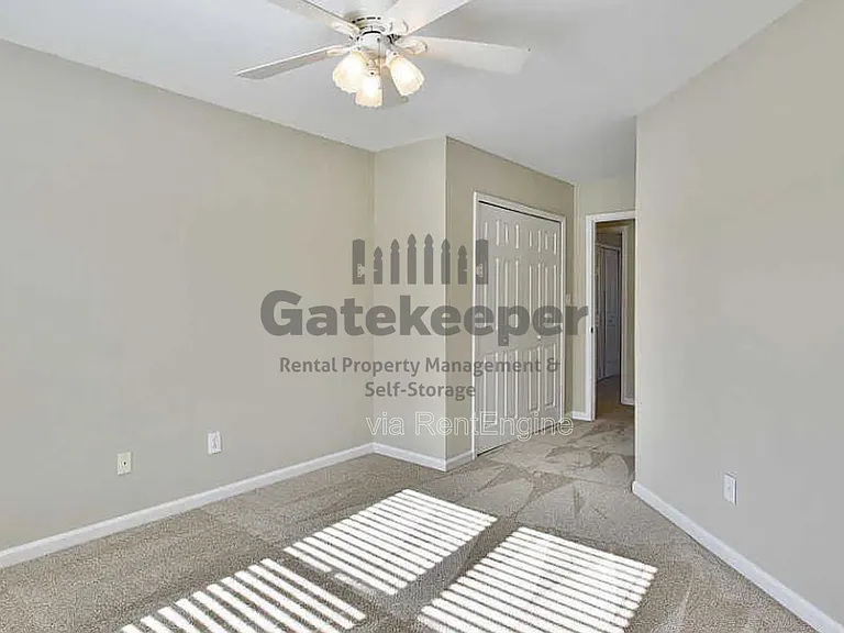 115 Hidden Lake Dr — Photo 15