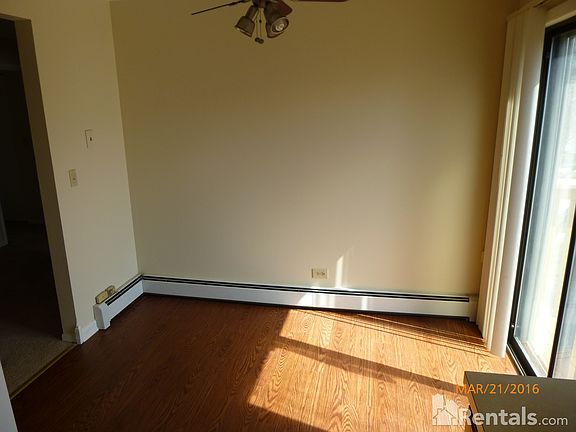 5th image of 8300 Oak Leaf Dr APT 803