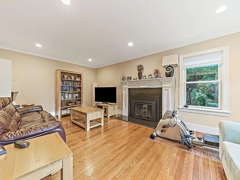 15 John St #1 — Photo 1