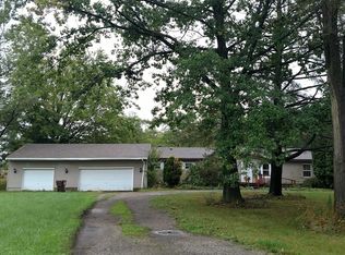 16607 Sweet Rd, Lansing, MI 48906