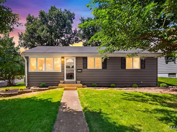 2701 Sibley St, Saint Charles, MO 63301
