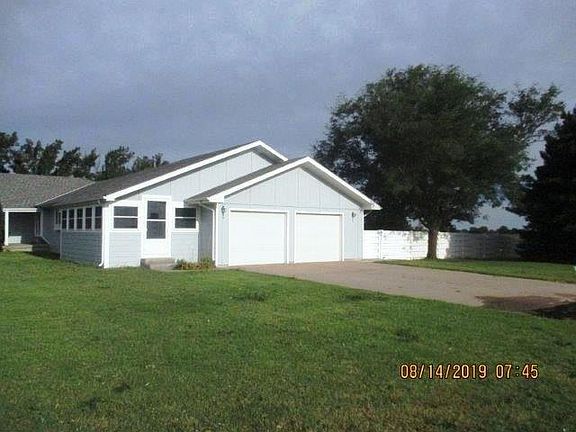 4th image of 705 Fareway Dr