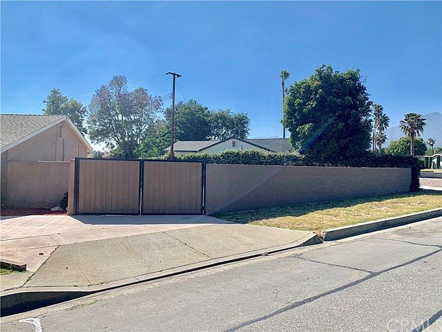 2nd image of 7966 Montara Ave