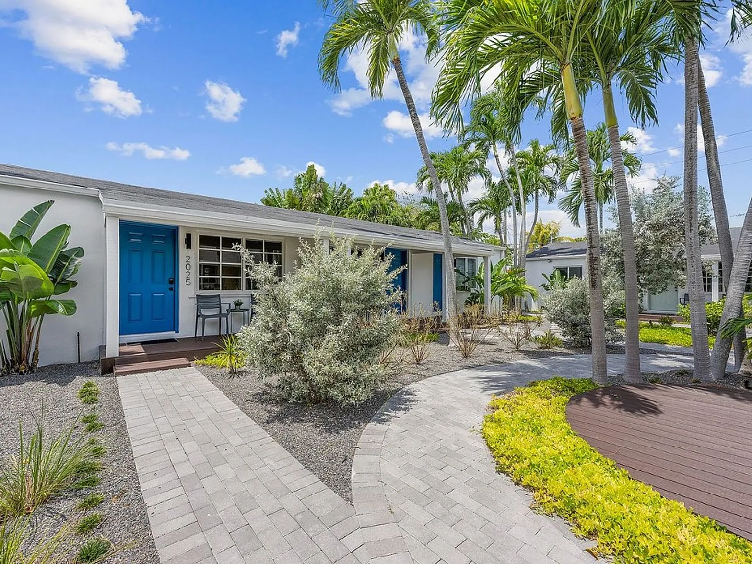 2021 Plunkett St Hollywood, FL 33020 — Photo 1