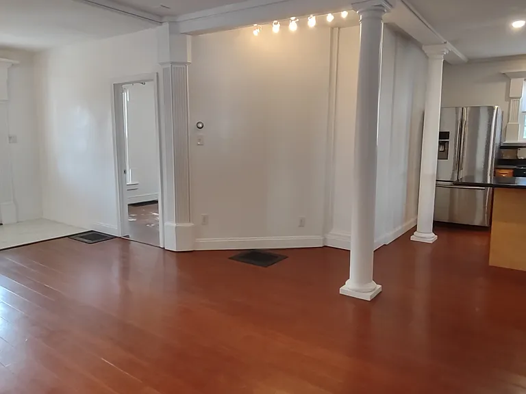 21 Ash St #1 — Photo 19